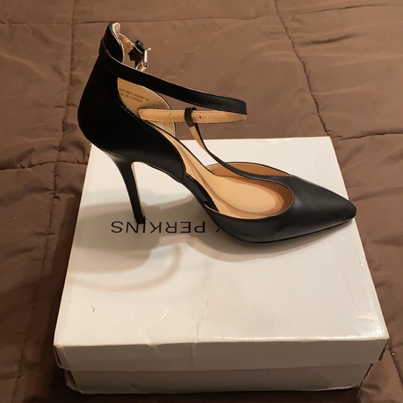 Dorothy Perkins Black High Heels - Picture 3 of 6